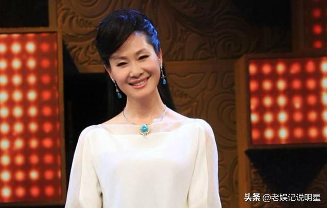 于文华:出身农村,父亲60岁生下她,母亲去世后患抑郁症