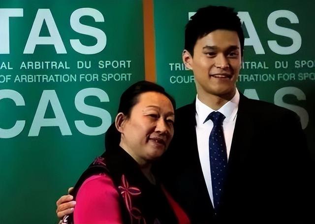 从“全民偶像”到被喊“禁赛8年”，孙杨到底做错了什么？