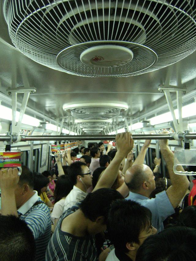 从黑暗中投出光芒：失明摄影师们如何拍摄这个世界？