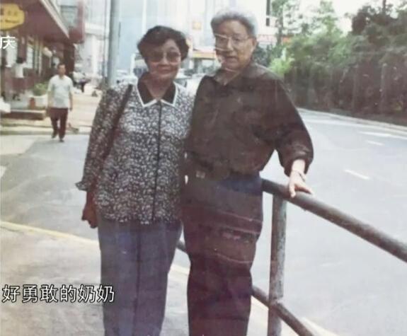 张若昀的神秘生母，和父亲给他带来的“异父异母”弟弟