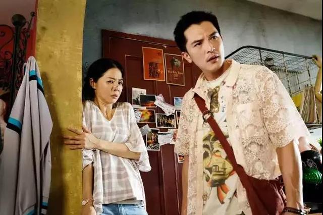 二月,谁先爱上他的