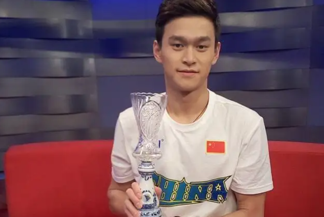 从“全民偶像”到被喊“禁赛8年”，孙杨到底做错了什么？