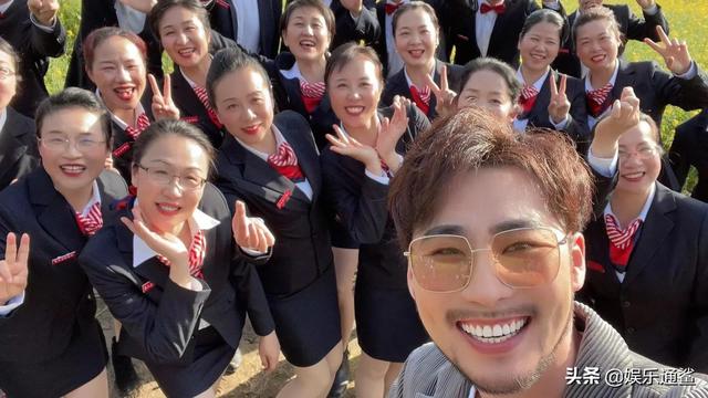 跨界开花潇公子,春风得意马蹄疾