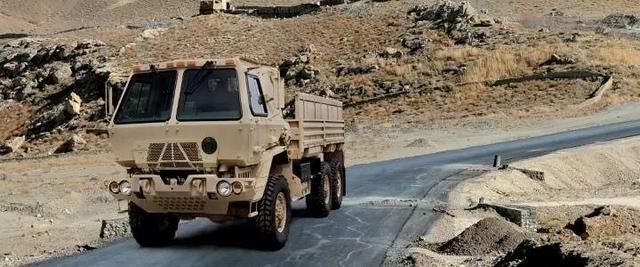 汽车｜看，大黄蜂！盘点《变形金刚》中的那些经典原型车