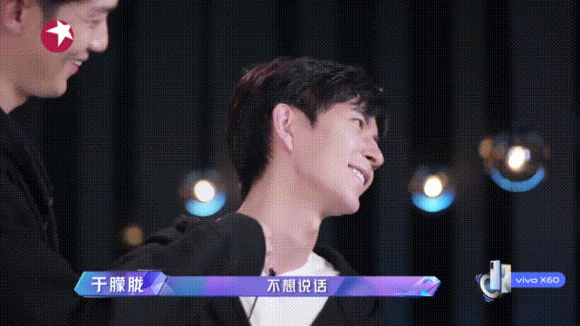 跟杨超越甜爆,跟关晓彤一起却被黑惨,CP这件事到底有多玄学?