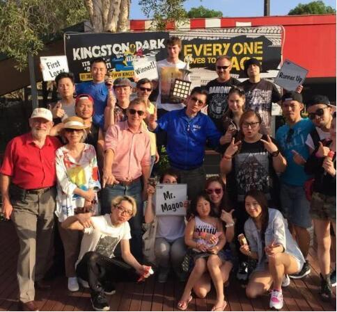 昆凌爸爸过生日，周杰伦这个举动暴露与岳父的关系！网友：周董高情商