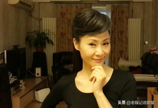 于文华:出身农村,父亲60岁生下她,母亲去世后患抑郁症