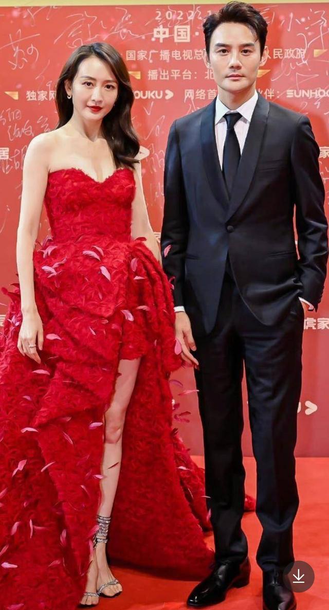 娱乐圈再传喜讯,演员王凯疑似准备结婚,女友是圈内人已经半同居