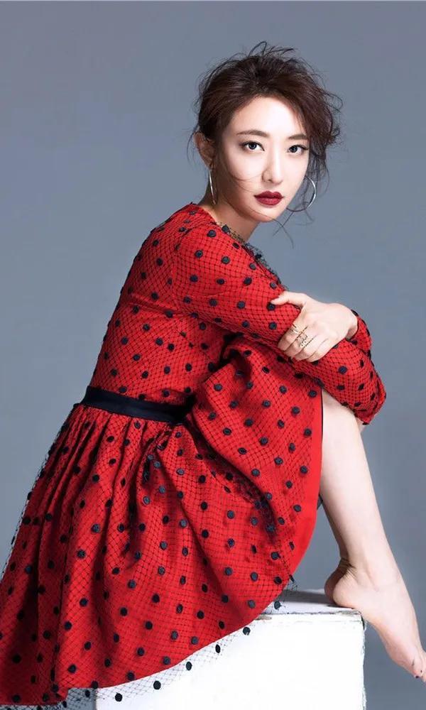 知名女演员自曝被男明星家暴：下手非常狠，跟演过的角色一样