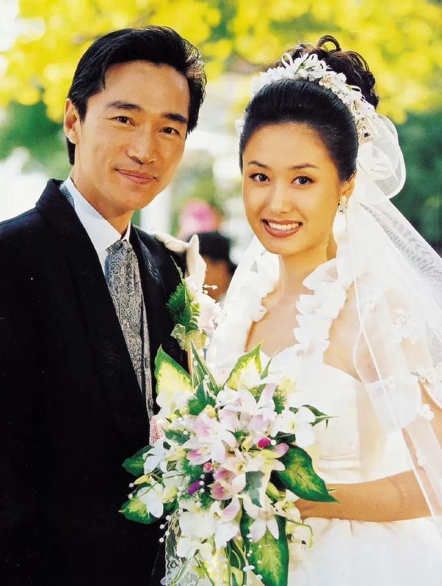 韩剧《看了又看》金珠年轻太美，很多细节20年后才明白都是真的！