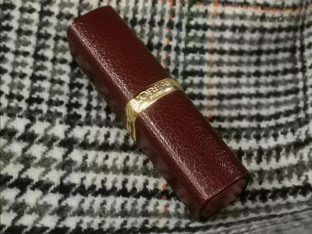 二月,谁先爱上他的