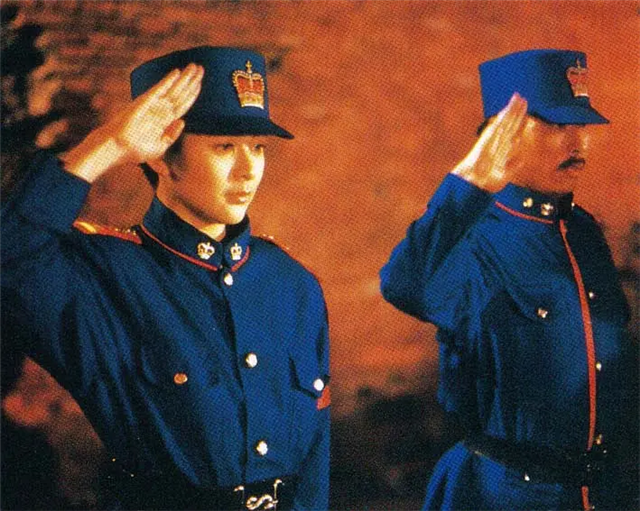 1987年，成龙开拍《A计划续集》，没有洪金宝和元彪，依然很经典