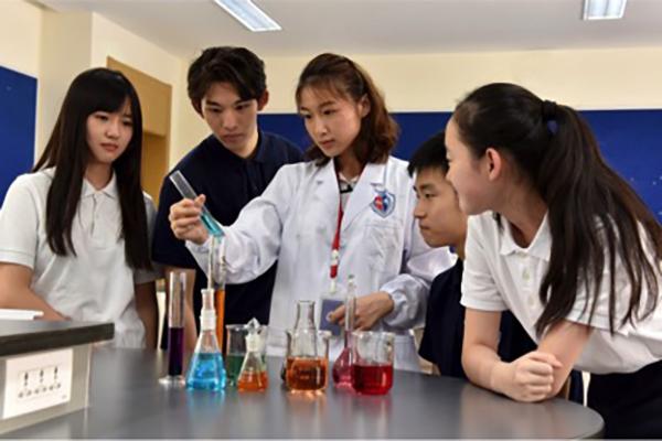 名校长访谈|七宝德怀特:强强联手孕育教育的合力与张力