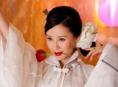 《宫锁珠帘》云嫔，一生求爱，终于等到他的爱可惜却因误会错失