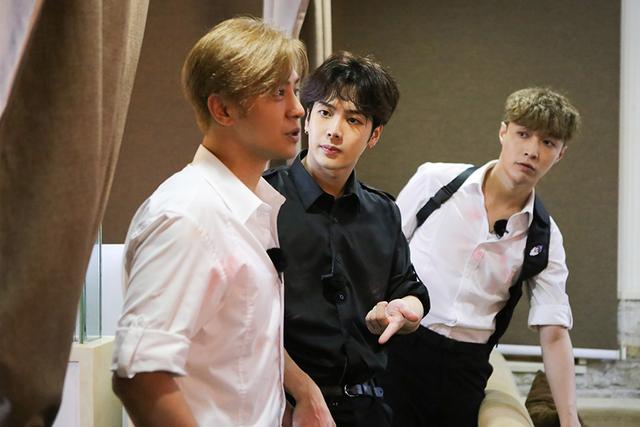 《极限挑战3》男人帮遇追击 郭涛宋小宝沙溢王嘉尔火力全开