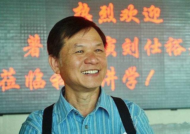 《抗日奇侠》10年，导演沉寂，王新军告别神剧，舒耀瑄片约不断