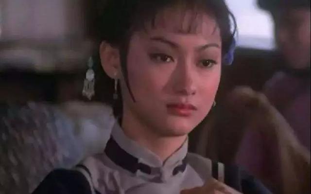 影后惠英红年轻时气质出众,颜值与演技并存