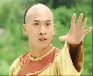 容嬷嬷扎紫薇(尔康扎紫薇、紫薇扎小燕子、尔泰扎容嬷嬷？童年回忆被扎成筛子了)