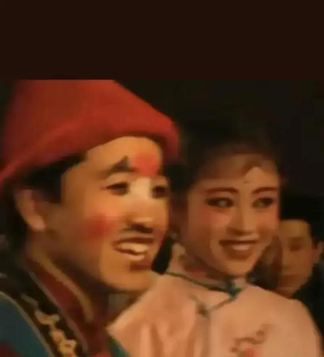 当温美玲遇上王红梅,两人同岁差别一目了然,不靠赵本山依然火