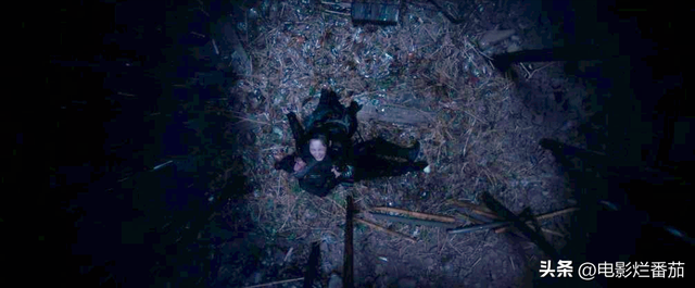 本以为是烂片，上线就夺热度第一，谢苗又把武侠片玩成了爆款