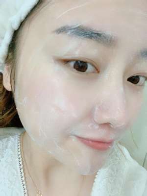 锁水磁石(混油皮适合什么洗面奶，温和不刺激，分享几款性价比高的洁面)