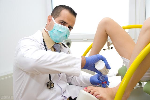 妇科检查台上的女人：脱裤子张开双腿只是开始，羞耻与尴尬更可怕