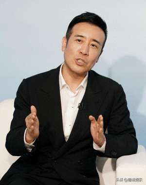 姐姐的奶水(3岁丧父，靠吃姐姐奶水长大，成名后的于和伟为8个哥哥姐姐买房)