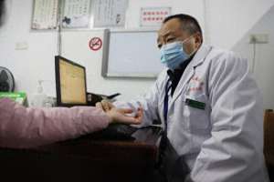 有胆有识(湖南名中医｜游柏稳：有胆有识，有守有方)