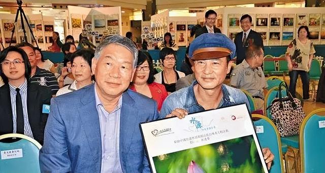 任达荣：香港警务处的“二把手”，向华强都要给他面子