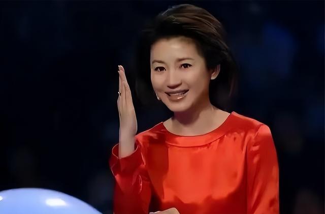 因《开心辞典》爆红,结婚两次,56岁无儿无女,王小丫后悔了吗