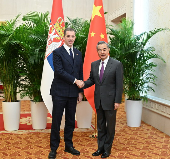 东大必须强硬，决不能惯着“巴拿马”这厮！