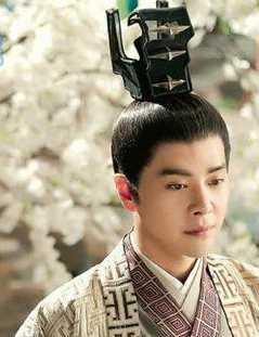 醉玲珑元湛湛王与凤卿尘之间有什么关系?醉玲珑小说最后结局怎样?