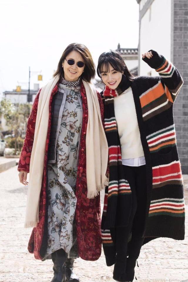 李小璐的母亲张伟欣:女儿离婚我心疼,盼望他们为了孩子复合