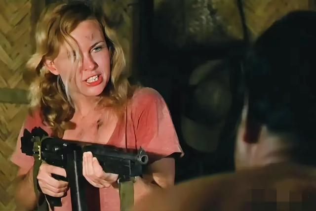 女子监狱片,很“黄暴”!这6部惊悚片,绝美中透着一股诱惑