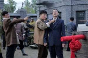 向着炮火前进电视剧(4部已被下架的抗日神剧，胡扯到广电都忍不了，你们能看下去吗？)