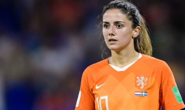 足坛十佳美女足球运动员，多图欣赏，美貌气质与实力的结合