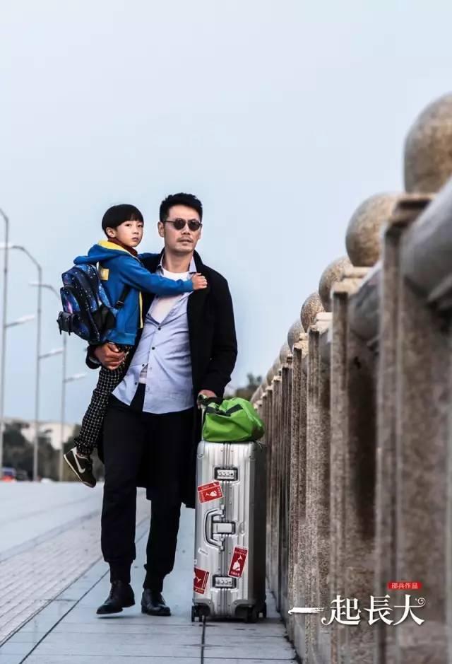 邵兵跨界导演为何如此温情?《一起长大》如何传达最深的体验?