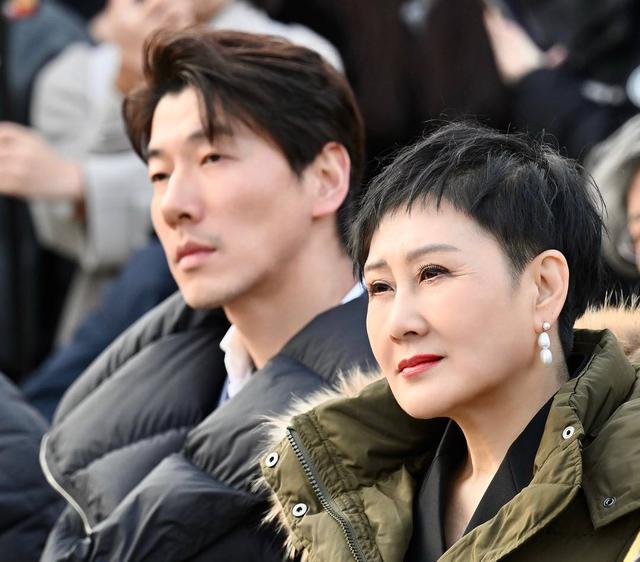 《江南·十二场欢聚》海选百位青年演员 张凯丽韦唯徐俐成“班主任”