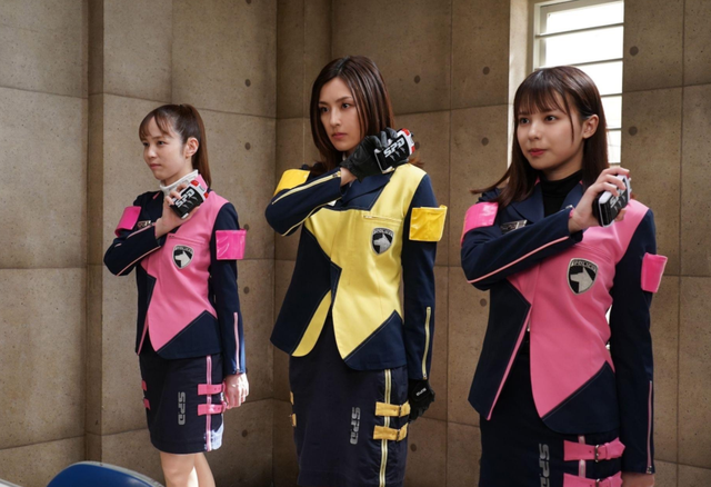 特搜战队刑事连者with蜻蜓王者新剧照 索尼诺成为了二代刑事粉