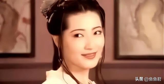 曾出演两部成人影片，被誉为‘亚洲最美胸部’其中一部《金瓶梅》