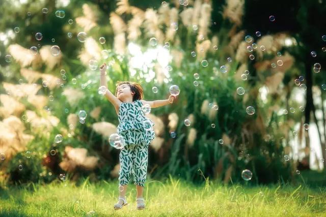 父母对孩子的控制，从来不是真爱