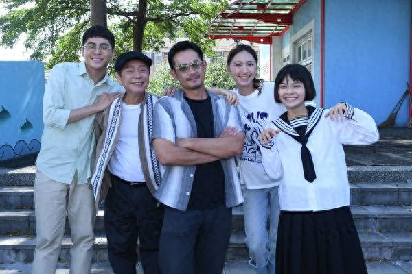 柯叔元秘密再婚1年后首现身　面带微笑发声了！