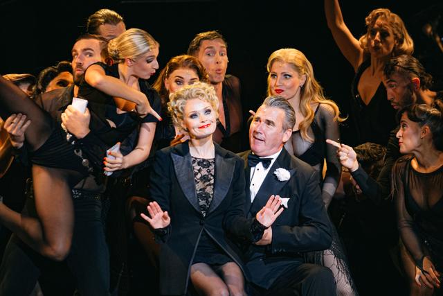 《芝加哥》：很极致很爵士很百老汇的音乐剧