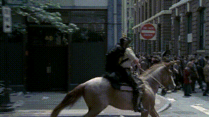 《行尸走肉》第一季：沦陷的亚特兰大背后，是人性两极的较量