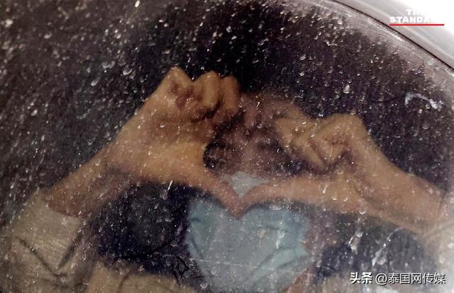 泰国知名女星Pinky保释出狱