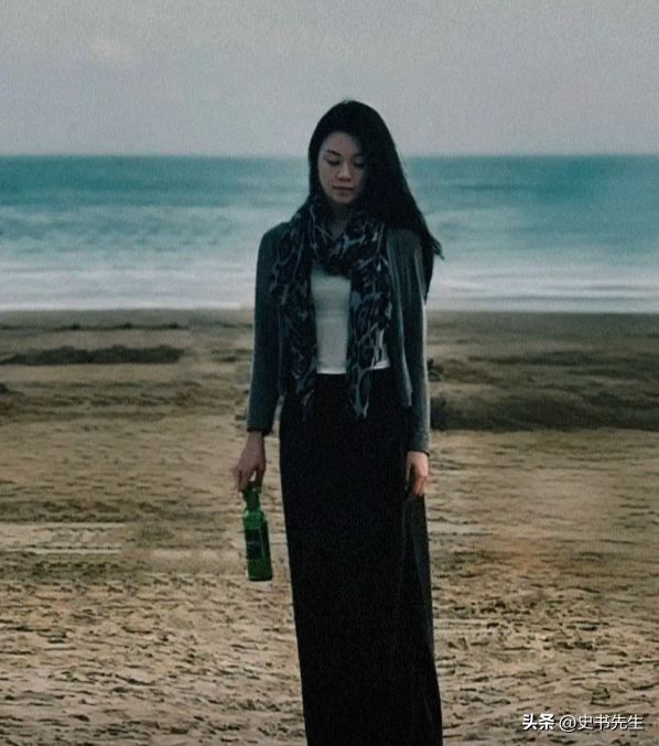 小女孩泳池溺水后续!面膜女侠身份被扒,当事人回应:非专业人士