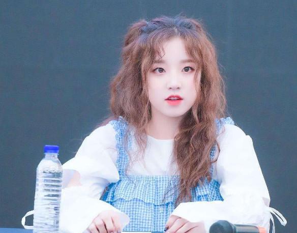 叫小姐姐已经过时，听到宋雨琦对Baby的称呼后，才知她有多低调