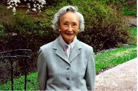 “上海名媛”郑念：42岁丧夫，52岁女儿自杀，她却优雅地活到94岁