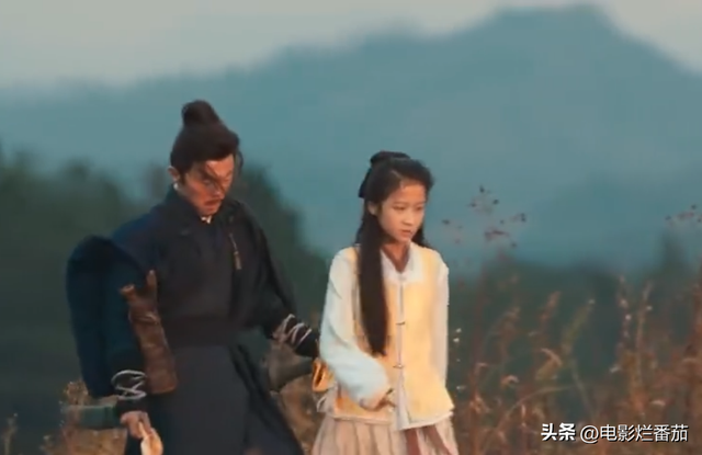 本以为是烂片，上线就夺热度第一，谢苗又把武侠片玩成了爆款