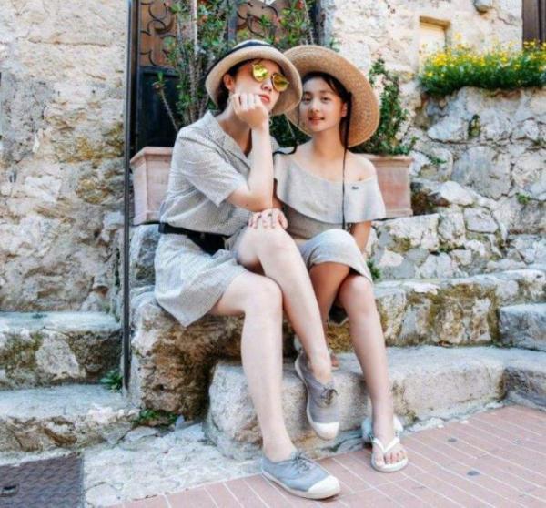 黄多多长高秘诀被曝光，只因睡前一个习惯，网友：难怪身高一米七